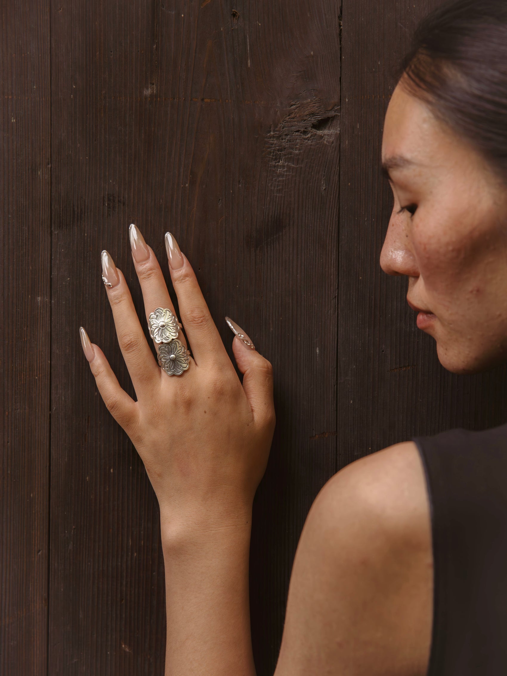 Chrysanthemum Form Ring
