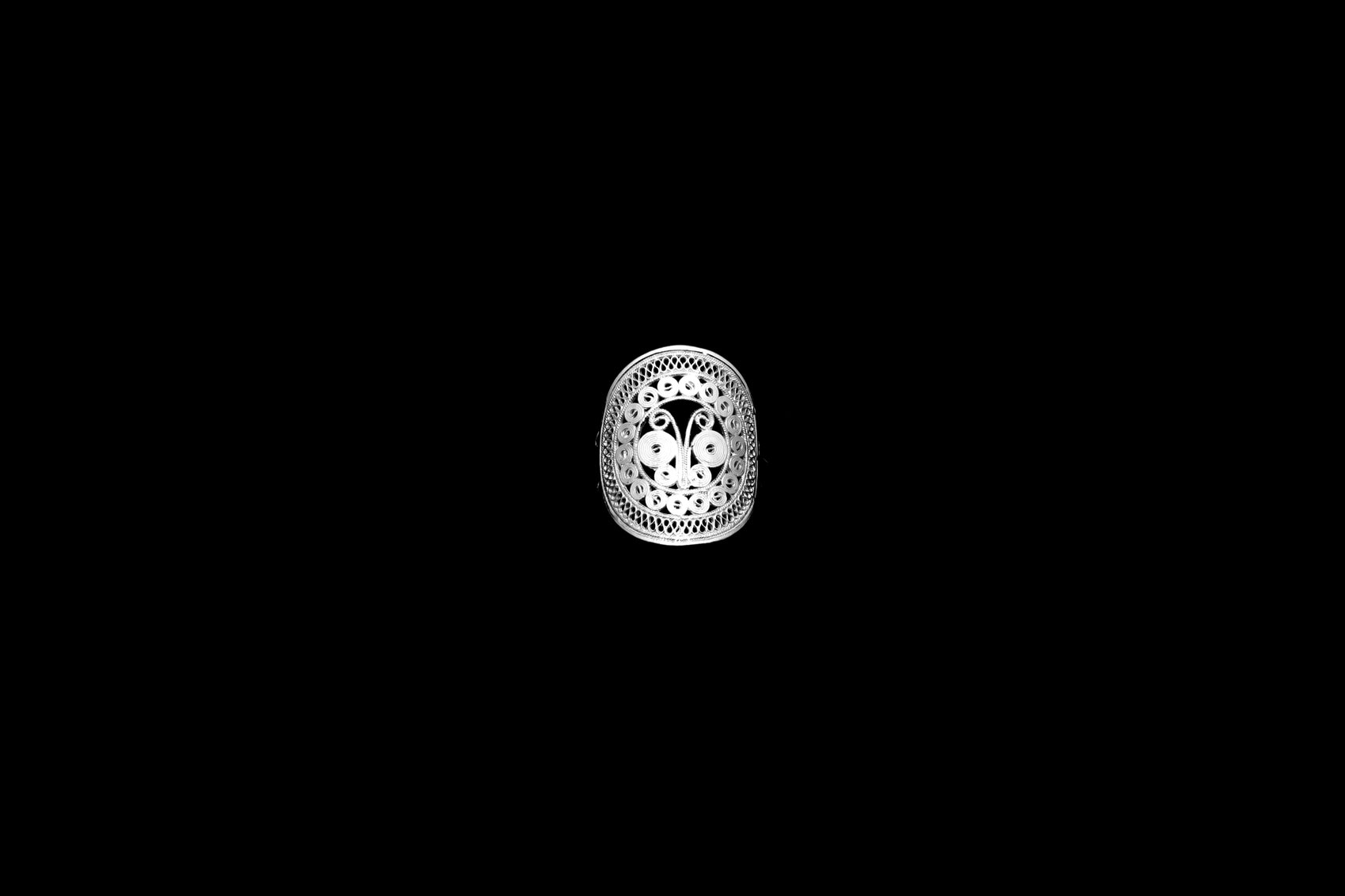 Butterfly Concentric Ring