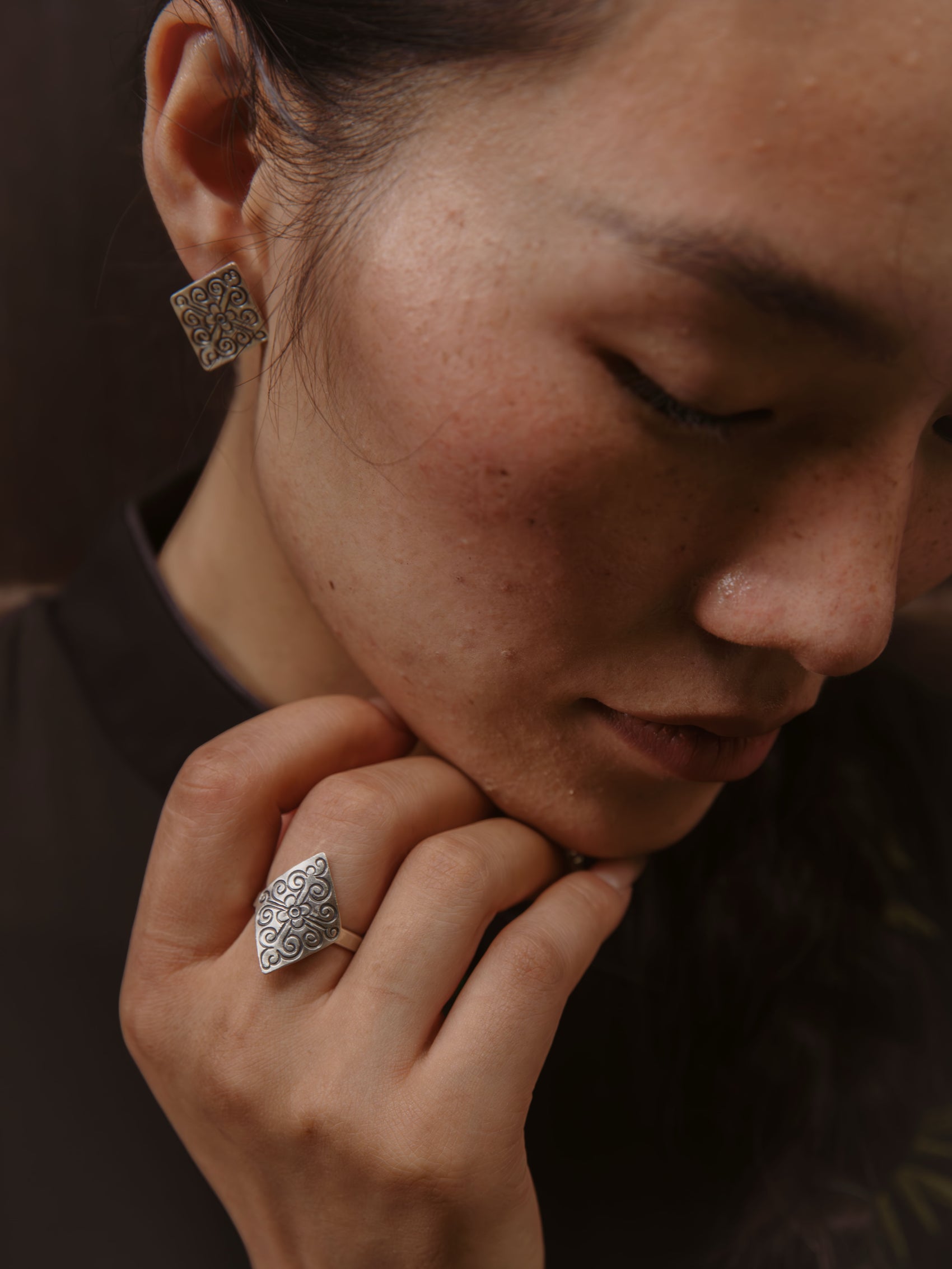 Wax-Resist Floral Ring